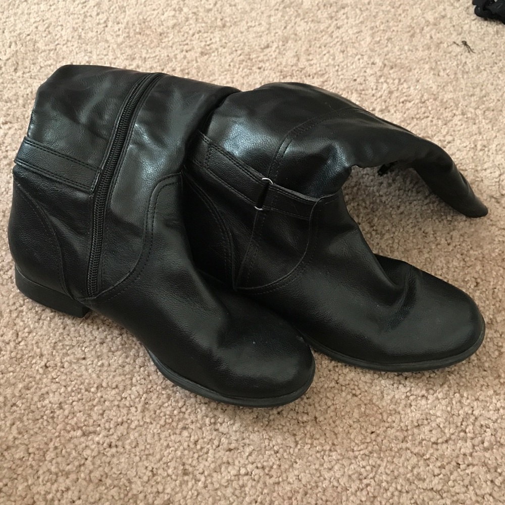Boots - Picture 2 of 2